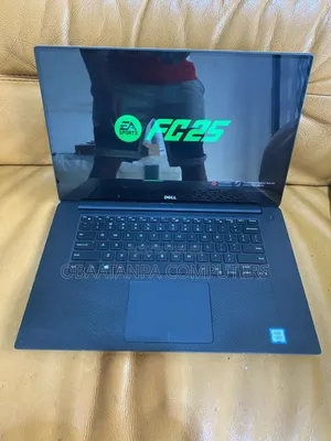 Laptop Dell XPS 15 (9560) 8GB Intel Core i7 SSD 256GB