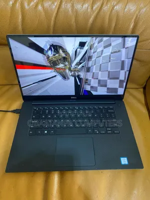 Laptop Dell XPS 15 (9560) 8GB Intel Core i7 SSD 256GB