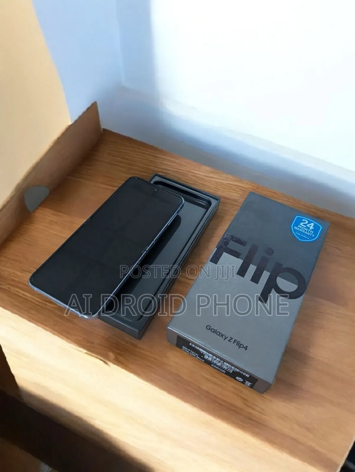 New Samsung Galaxy Z Flip4 256 GB Gray