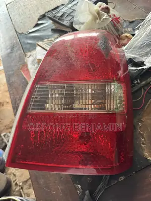 Nissan Primera Taillights