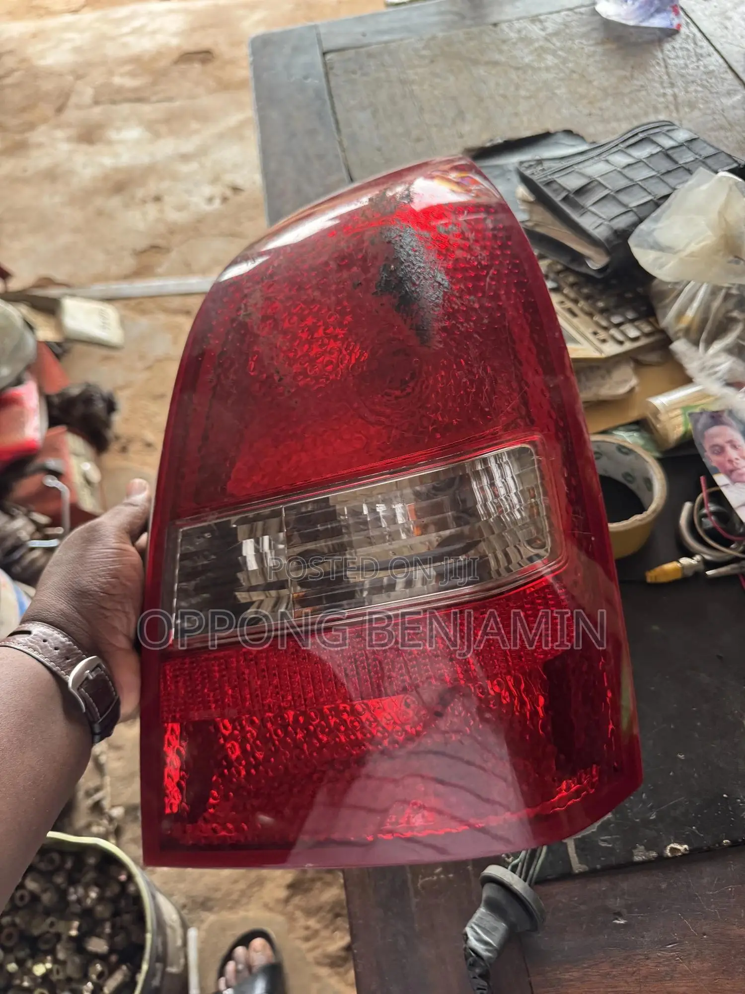 Nissan Primera Taillights