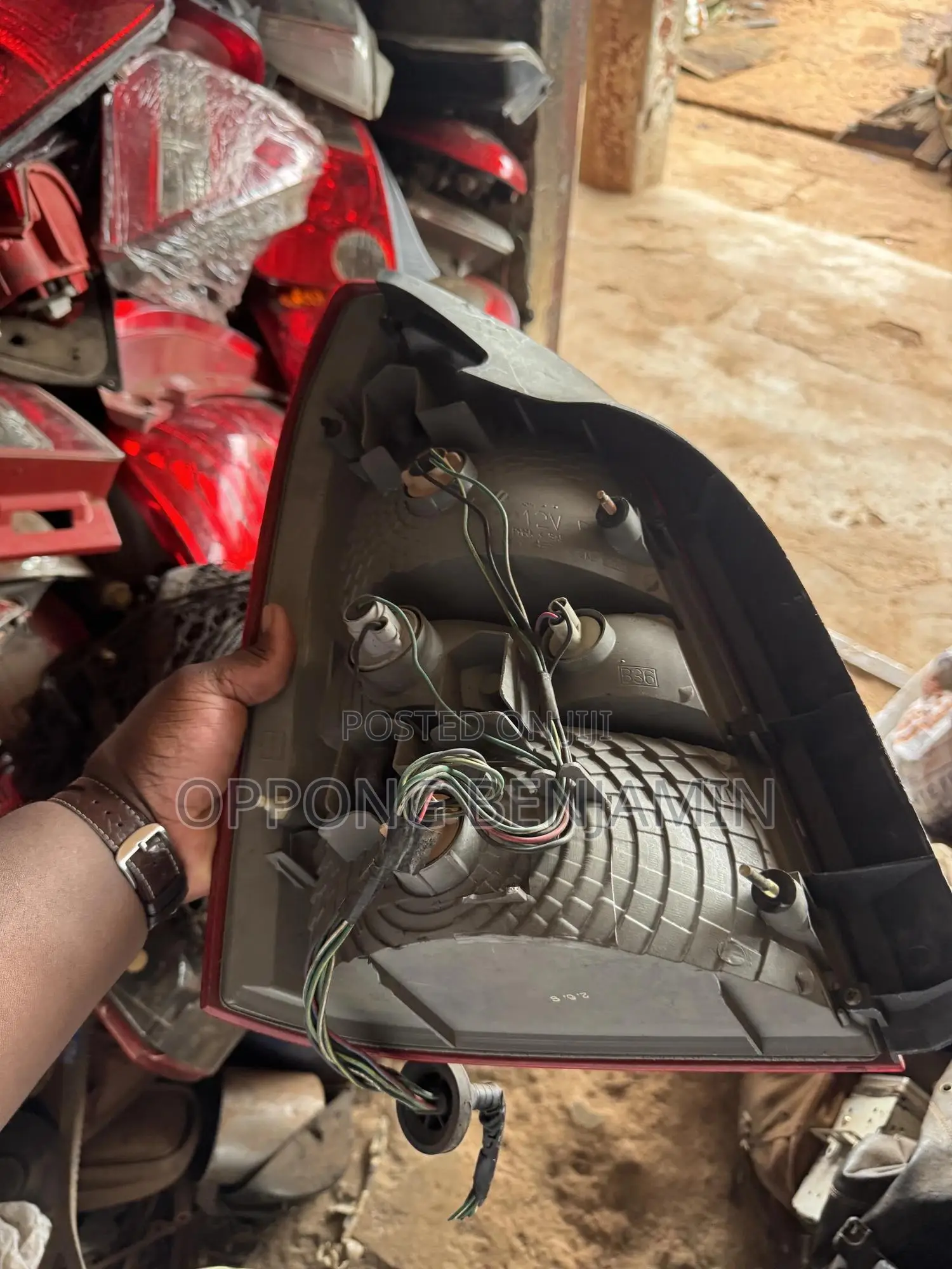 Nissan Primera Taillights