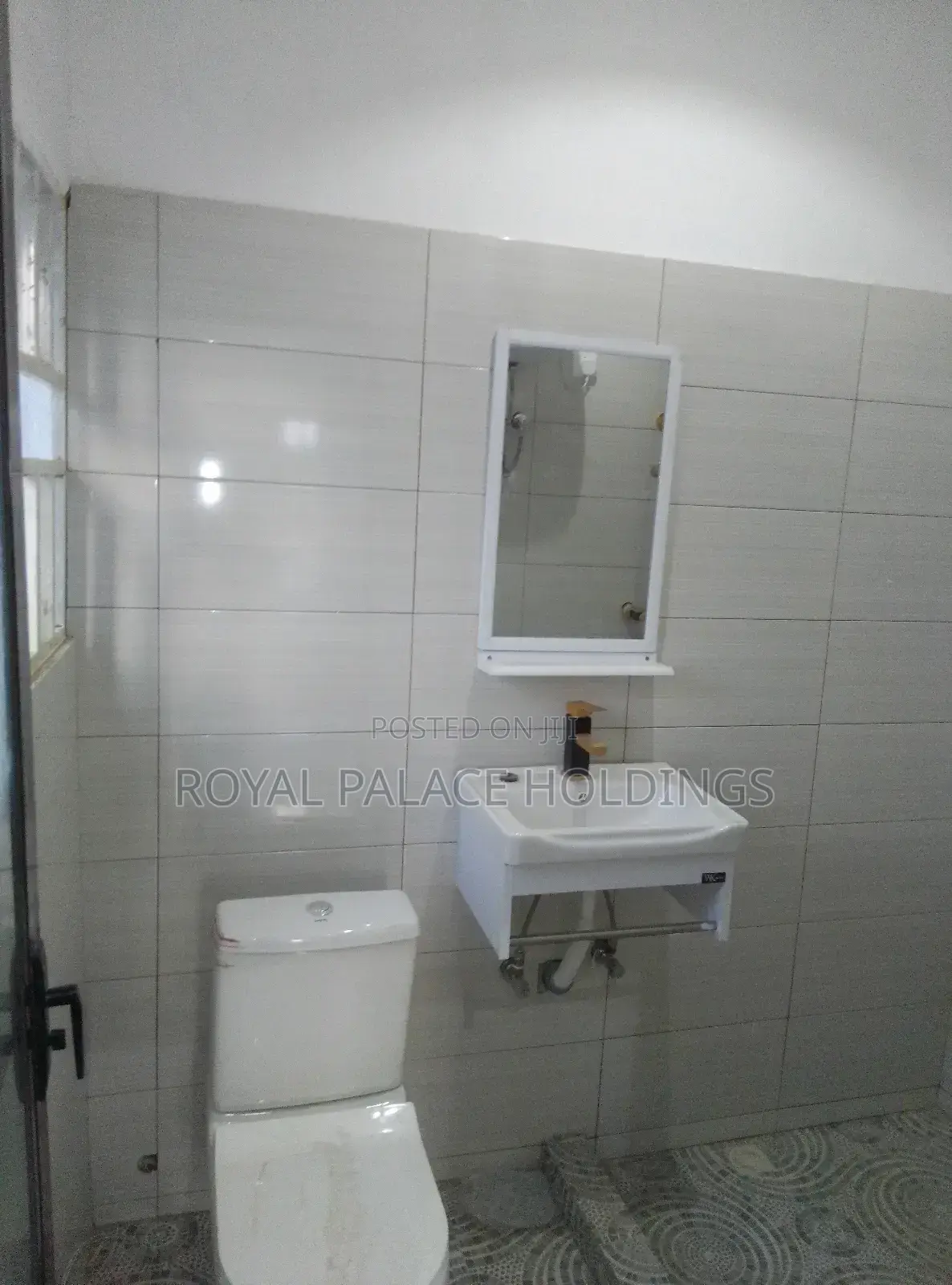 2bdrm Apartment in School Junction Area for rent
