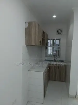 2bdrm Apartment in School Junction Area for rent