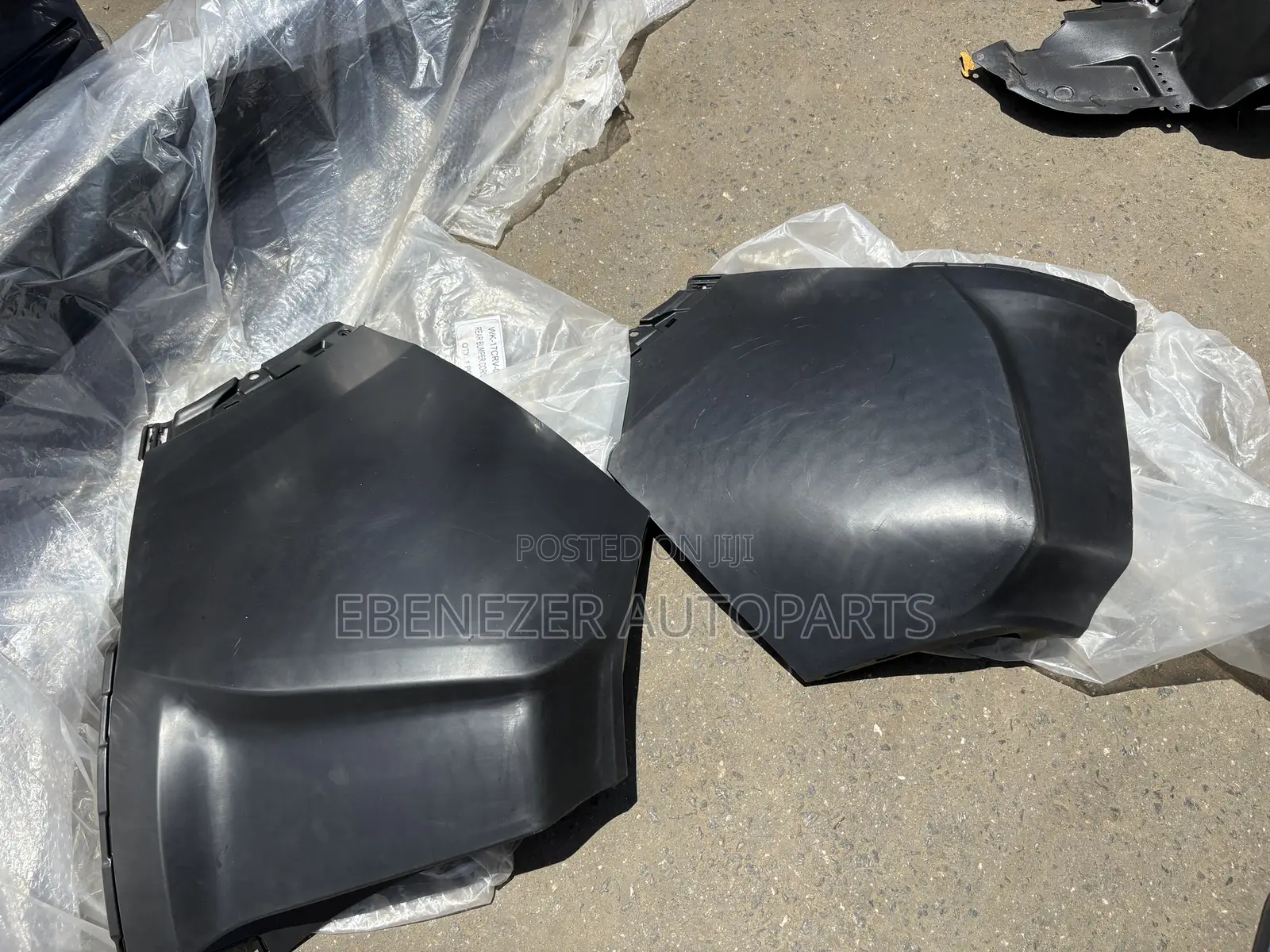 Honda Crv 2023,2024,2025 Rear Back Bumper Moulding Ends Cap
