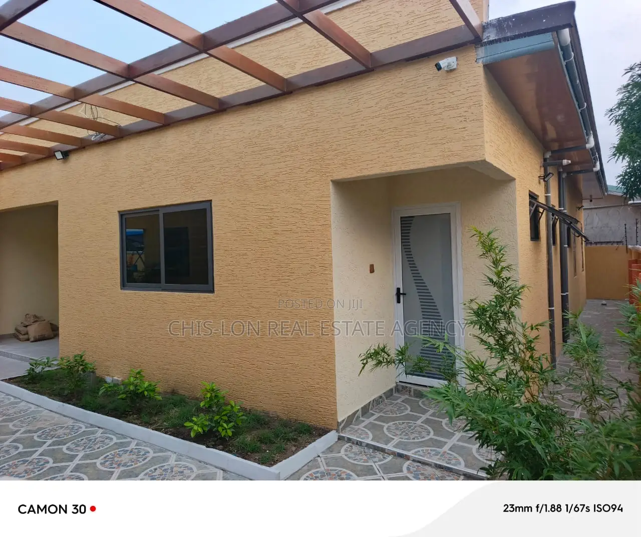 6bdrm House in Kasoa Krispol City for sale