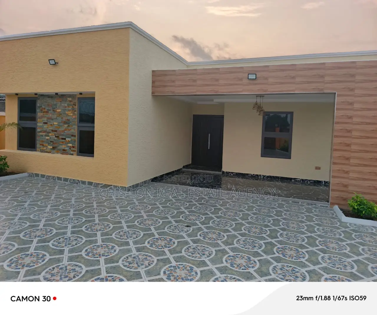 6bdrm House in Kasoa Krispol City for sale