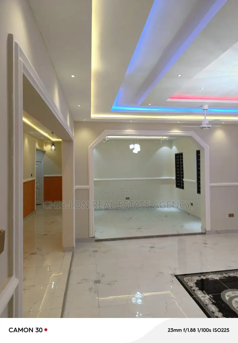 6bdrm House in Kasoa Krispol City for sale