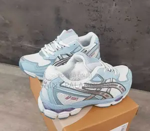 Asics Gel Sneakers