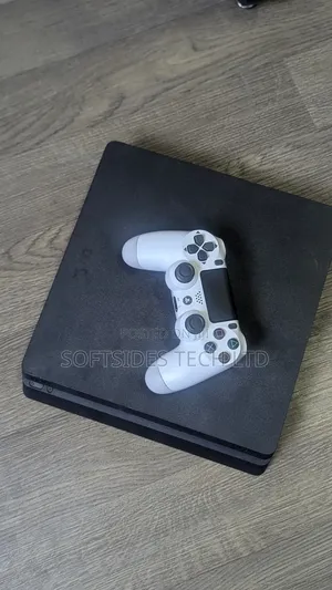 Neat Sony Playstation 4 Slim Jailbreak With Games Available