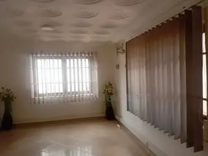 8bdrm House in Airport Residential Area for rent