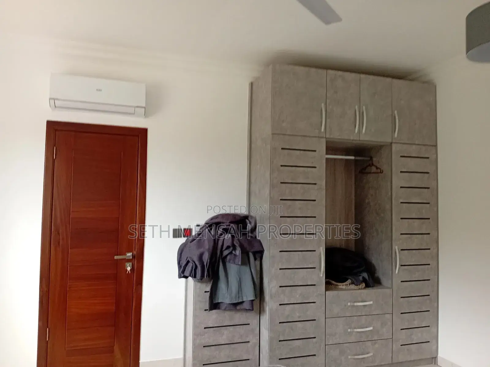 5bdrm House in Accra Metropolitan for rent