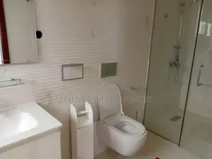 5bdrm House in Accra Metropolitan for rent