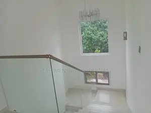 5bdrm House in Accra Metropolitan for rent