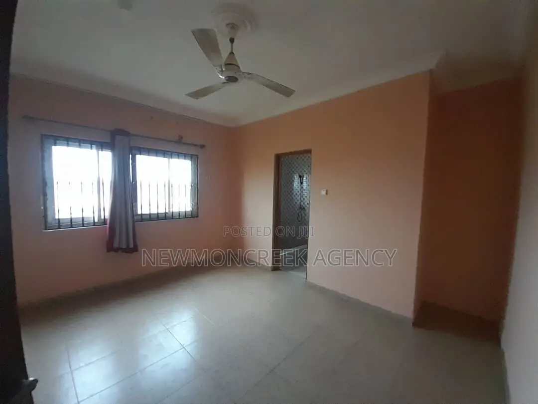 6bdrm Duplex in Accra Metropolitan for rent
