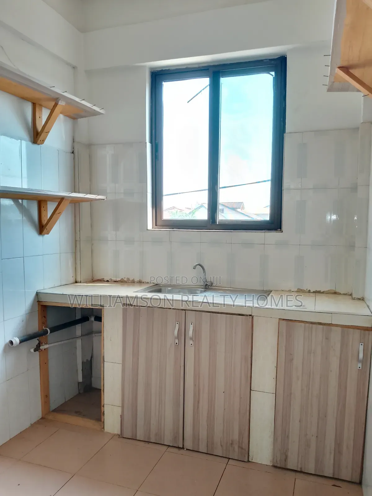 1bdrm Apartment in Community 18 Area, Spintex for rent