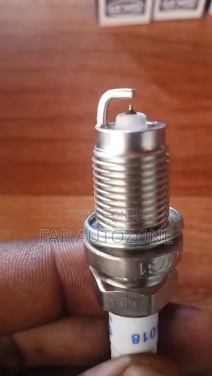 01232. Original SKP Spark Plugs From the Usa. Sp1018