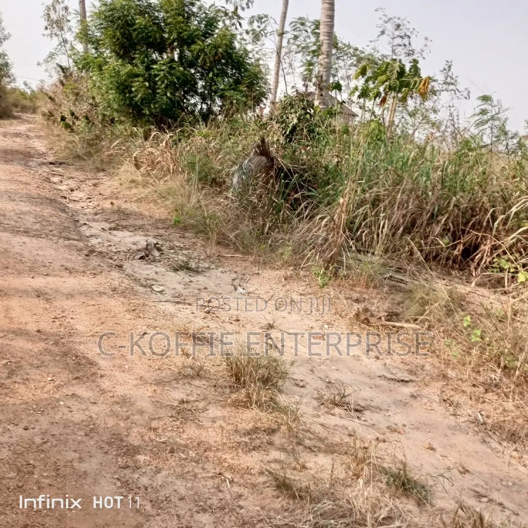 5 Acers Land at Tema Motoway for Sale