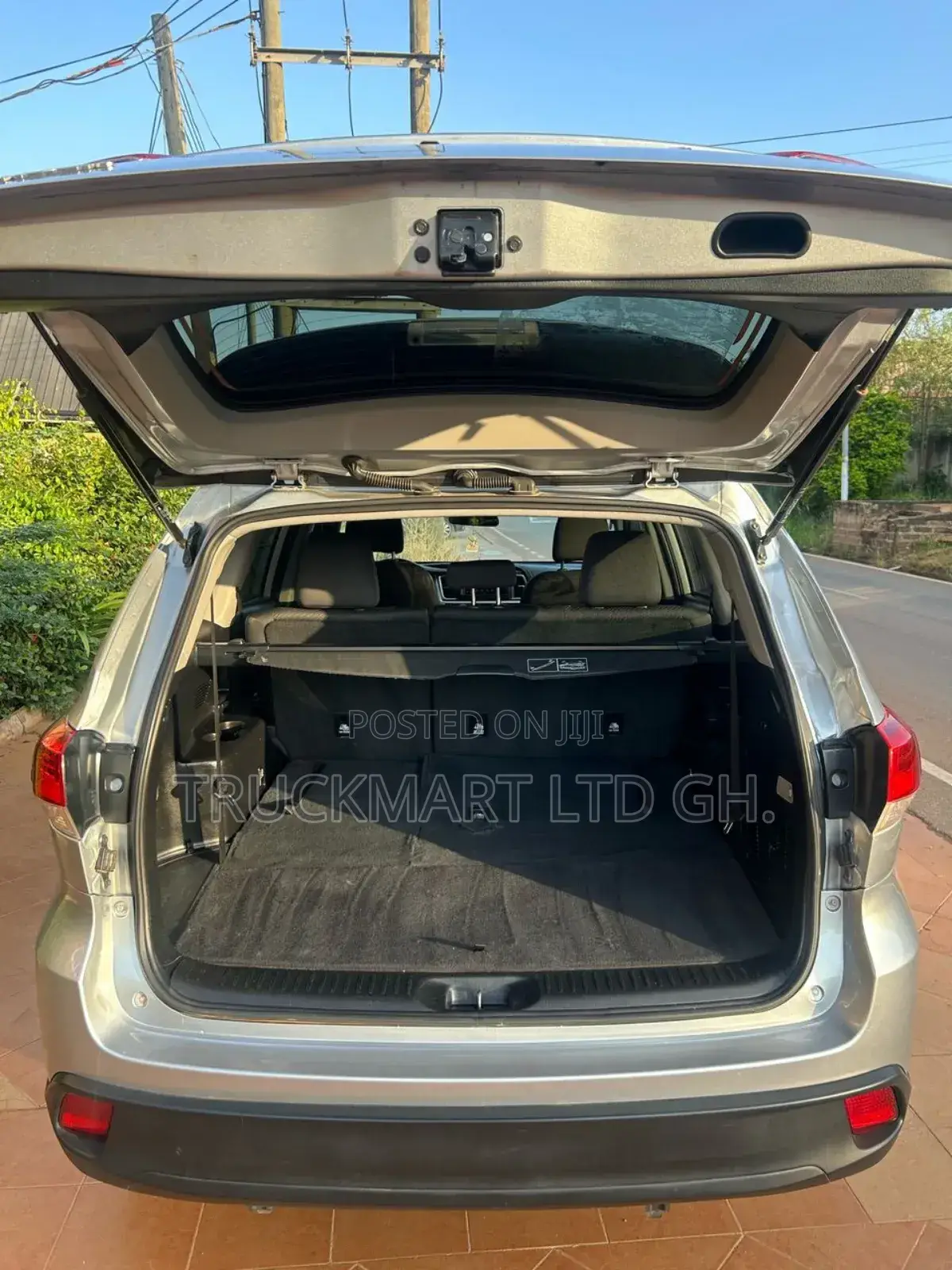 Toyota Highlander XLE 2019 Gray