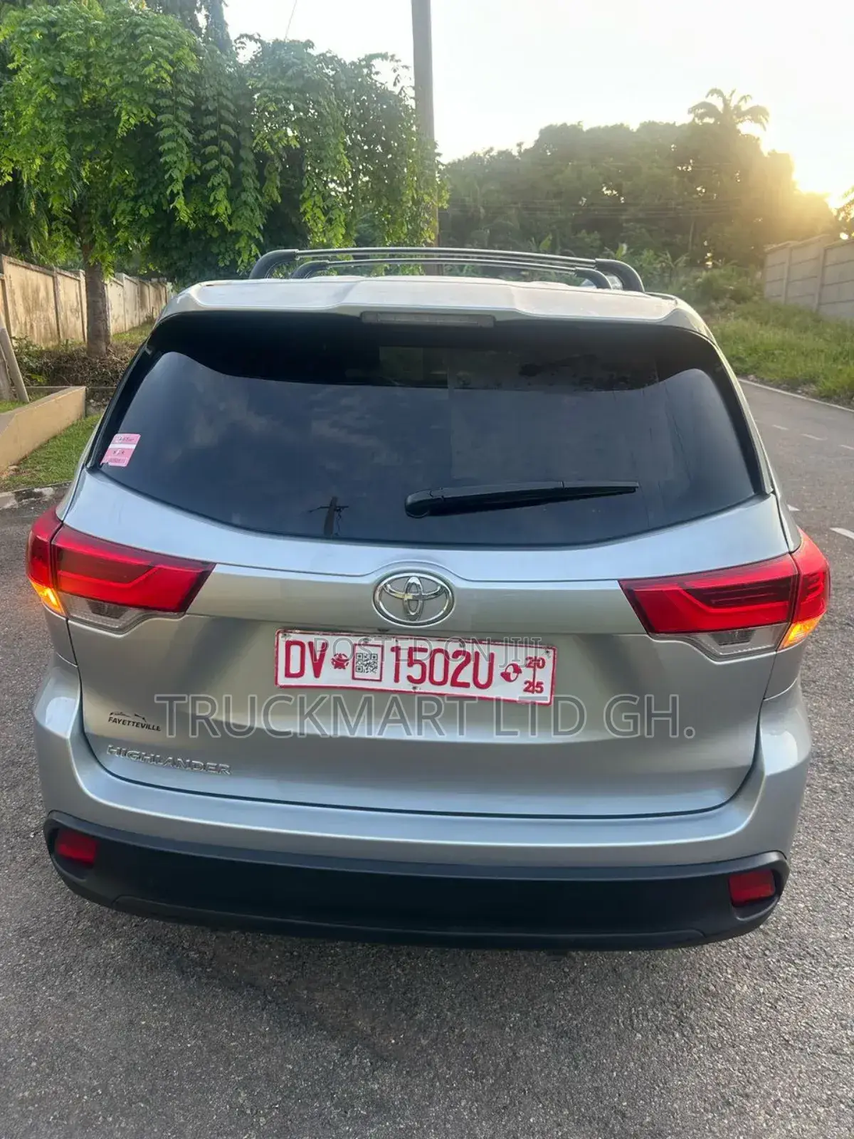 Toyota Highlander XLE 2019 Gray