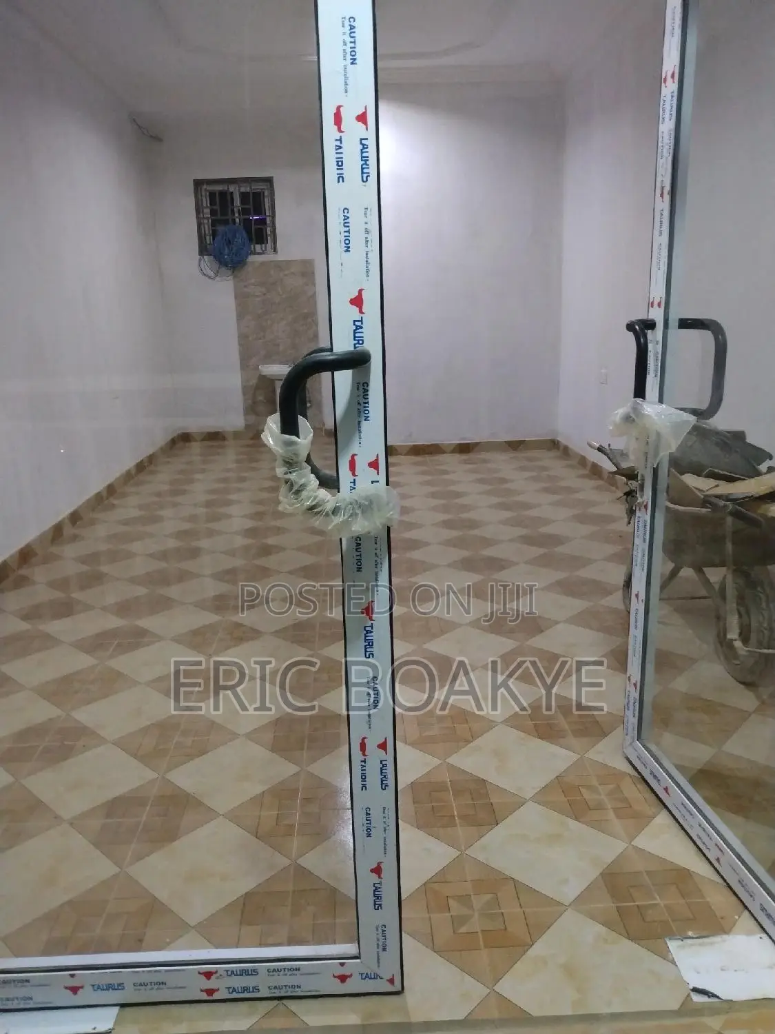 Fully Furnished Shops/Office Spaces for Rent at Pokuase.