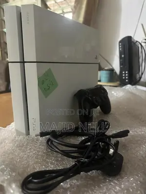 Playstation 4 Standard