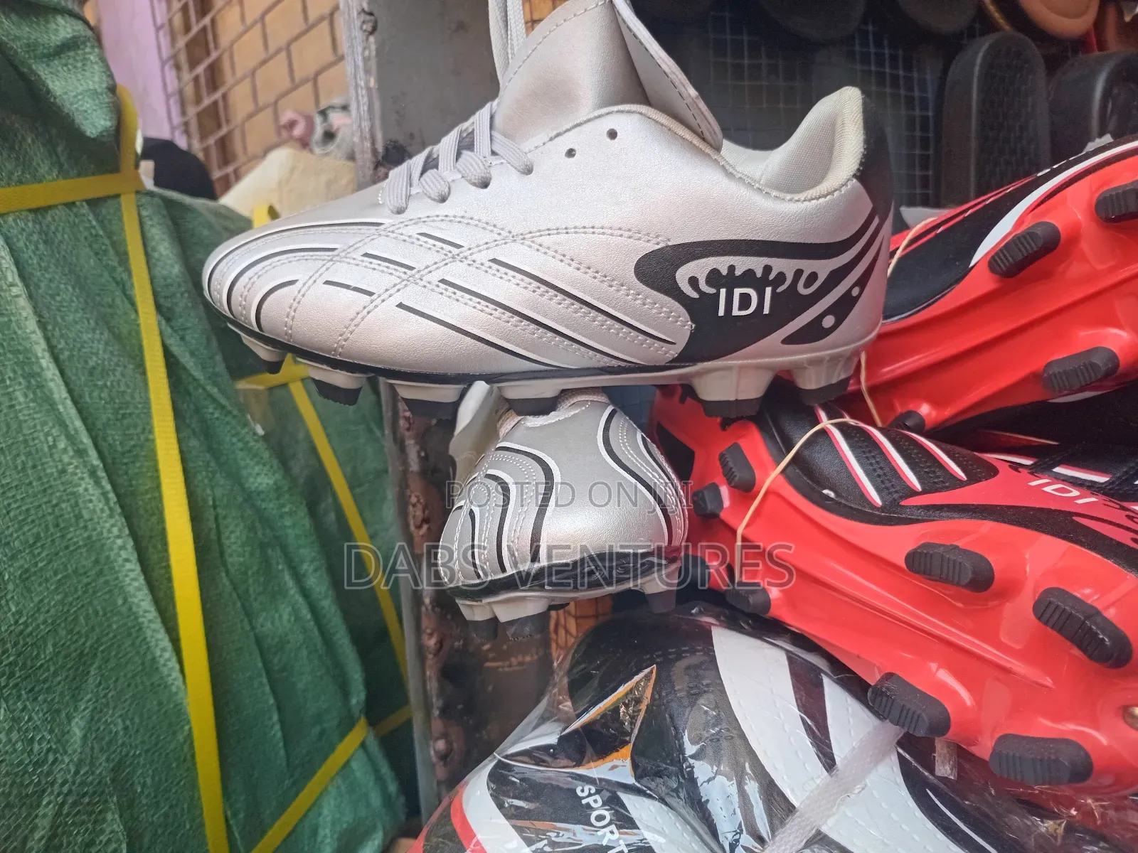 Kids Football Boots Size 30-39