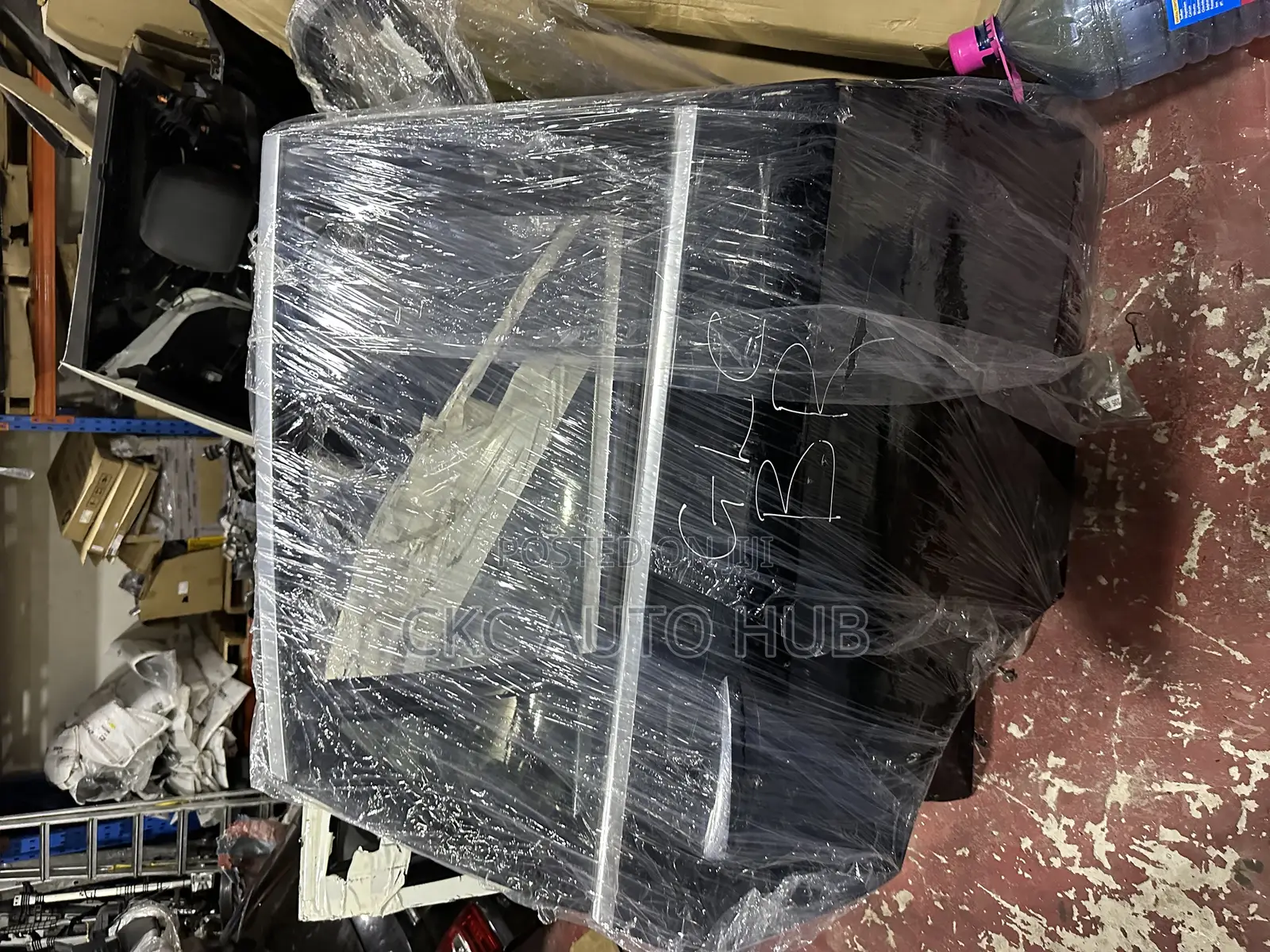 Mercedes Benz Glc 300 Door Available