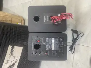 Maki Cr4-XBT Studio Monitor
