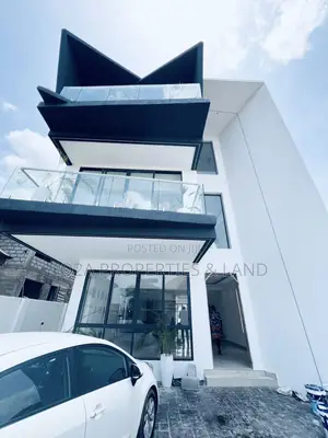 4bdrm House in Adjiringanor, Ability for sale