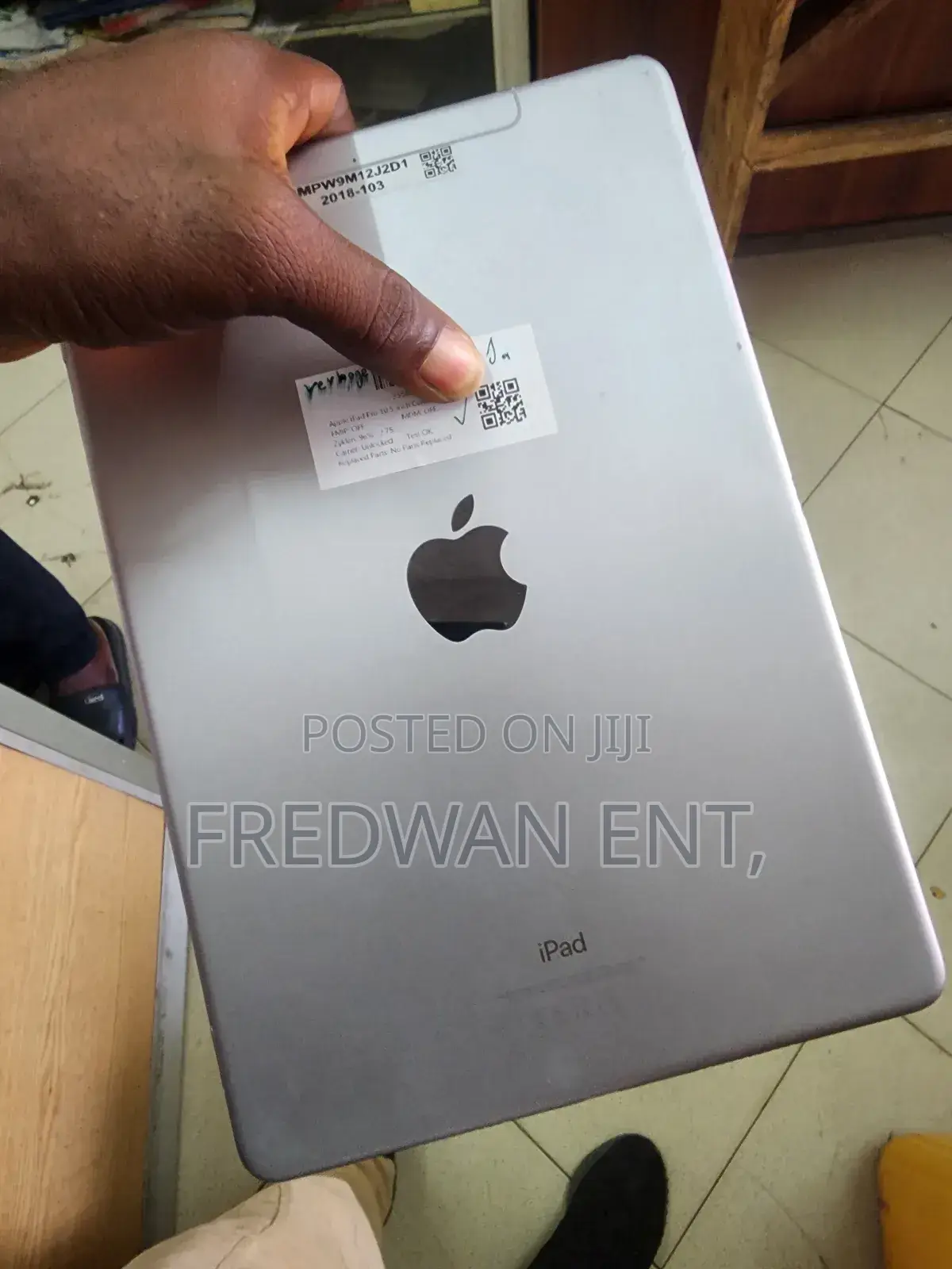 Apple iPad Pro 10.5 (2017) 128 GB Silver