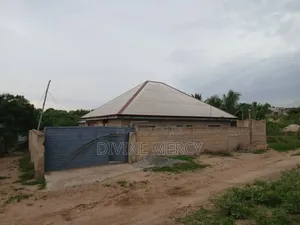 3bdrm Bungalow in Atoki, Awutu Senya East Municipal for rent