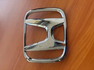 Honda Hr-v 2017 Front Emblem