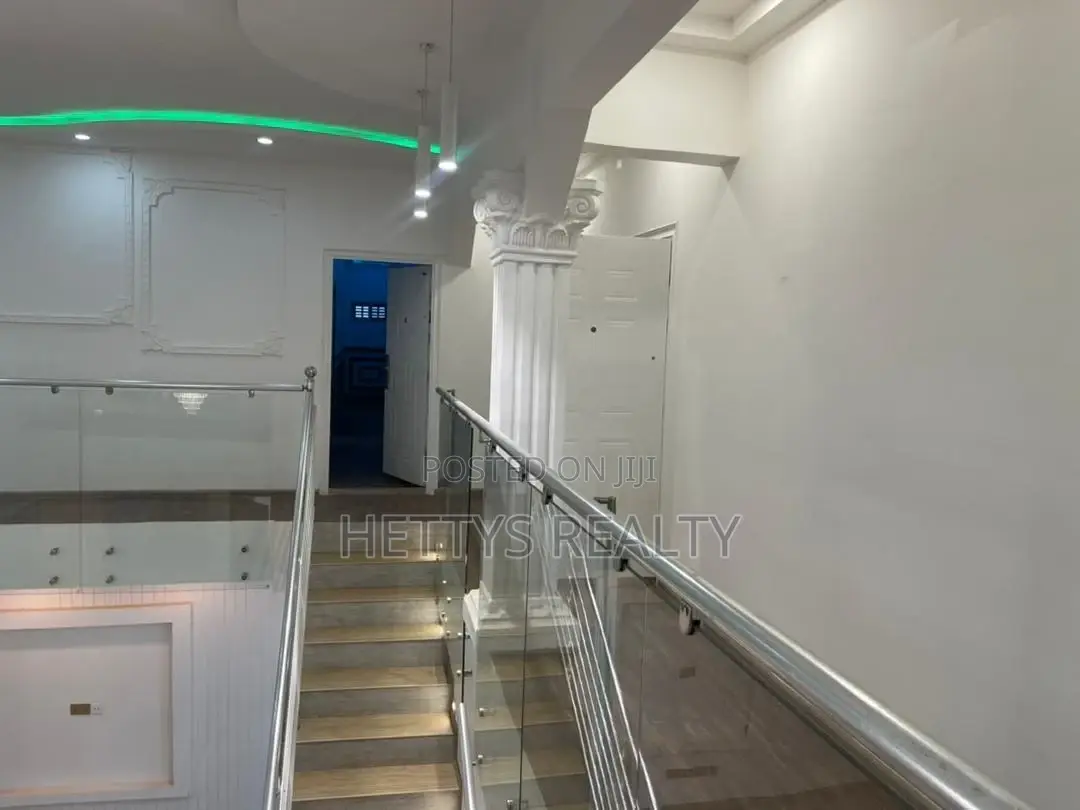 4bdrm House in Adenta for rent