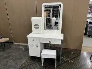 Quality Dressing Table With Light -101