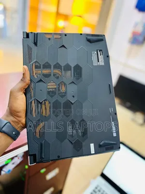 Laptop MSI MSI Sword 15 16GB Intel Core I7 SSD 1T