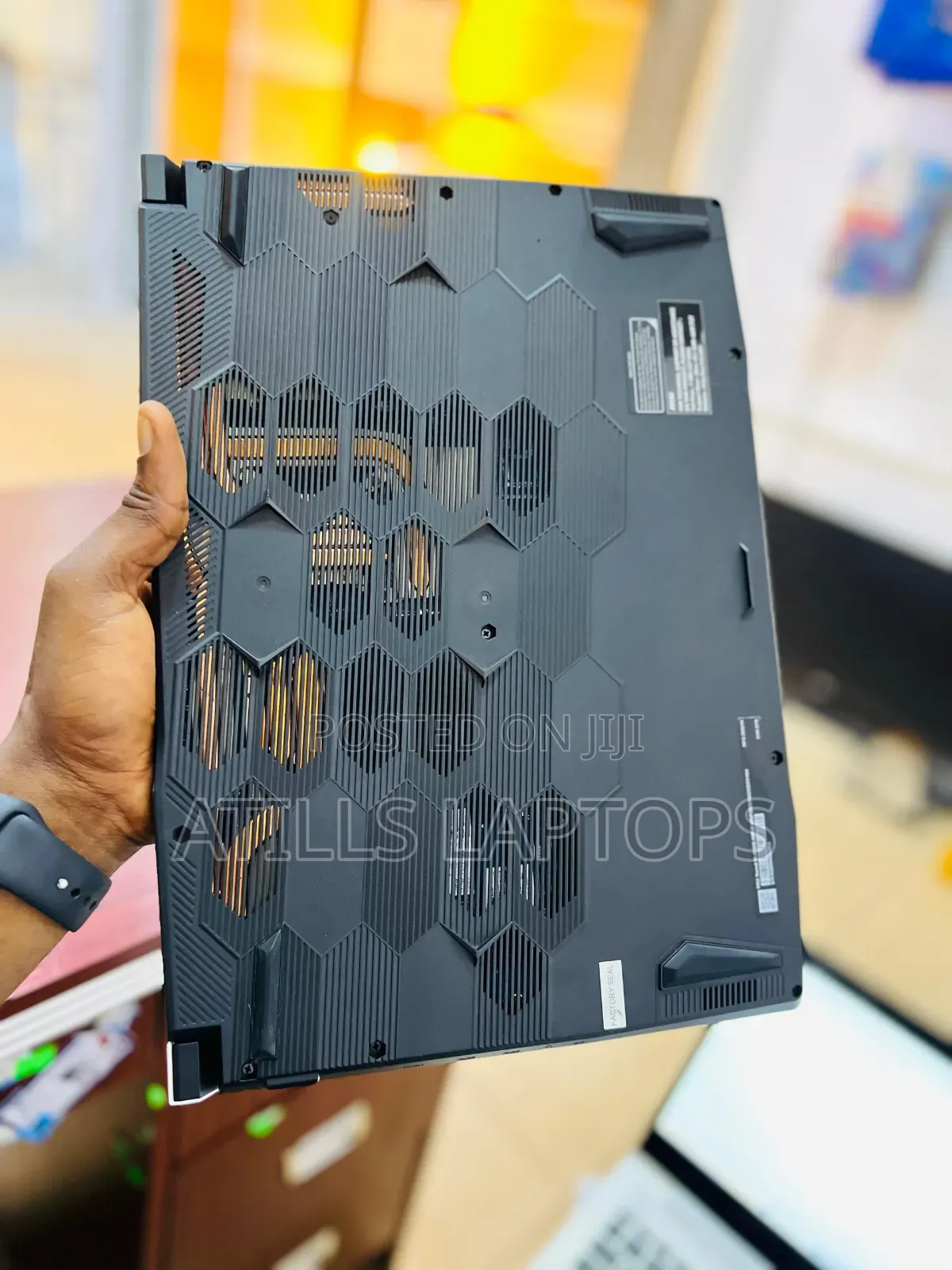 Laptop MSI MSI Sword 15 16GB Intel Core I7 SSD 1T