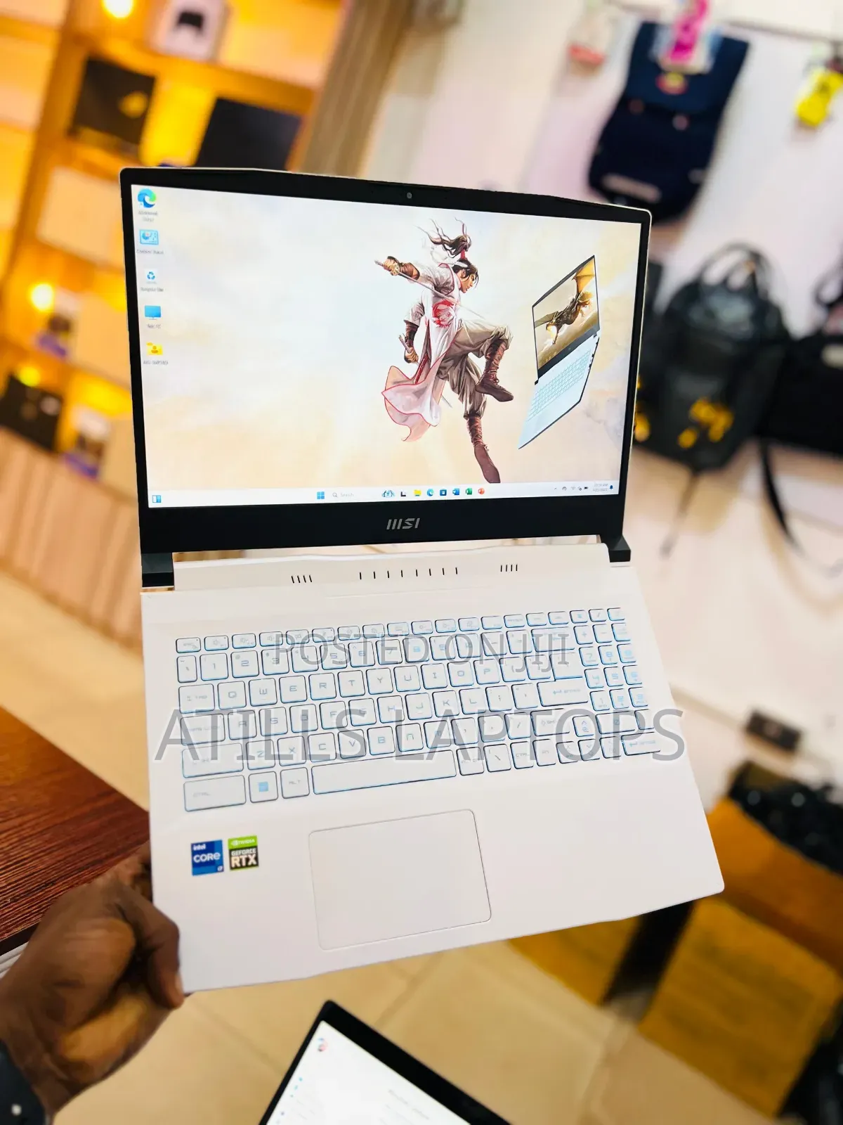 Laptop MSI MSI Sword 15 16GB Intel Core I7 SSD 1T