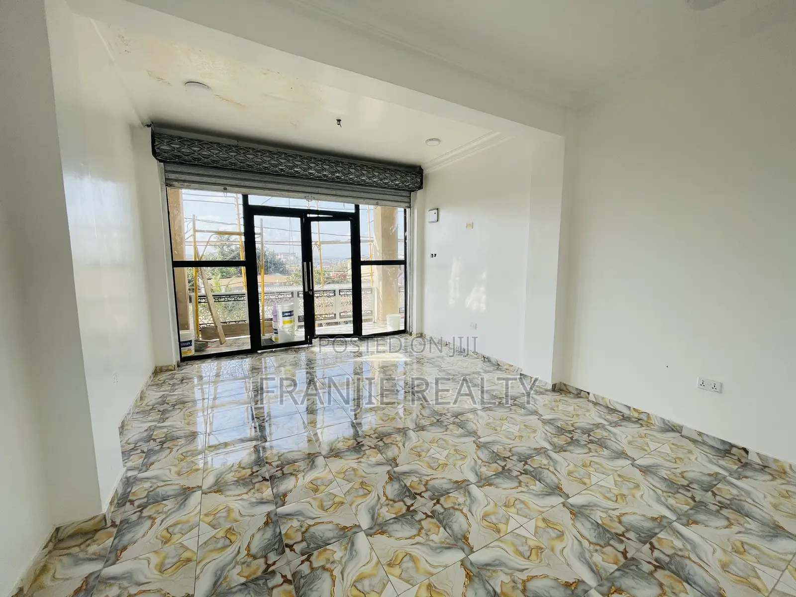 Store or Office Space for Rent at Kwashieman