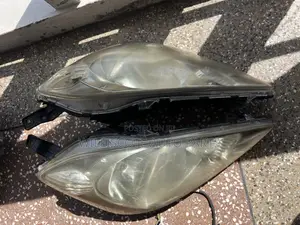 Honda Fit 09-13 Headlight Pair