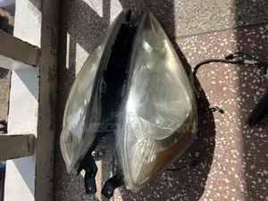 Honda Fit 09-13 Headlight Pair