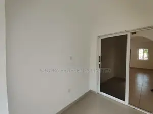 3bdrm Bungalow in Regimanuel Gray, Adenta for rent