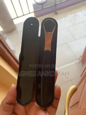 Tongue Scraper