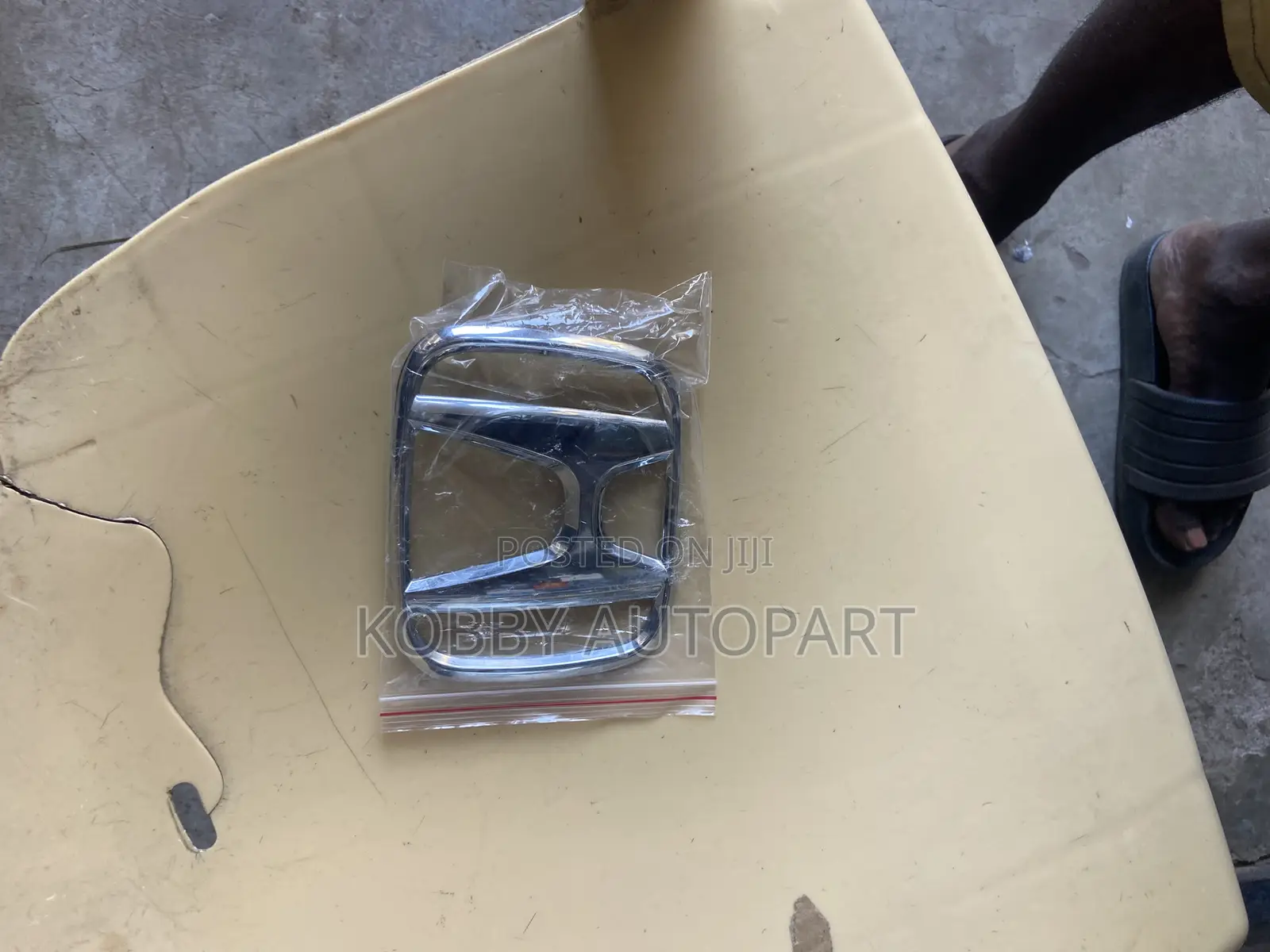 Honda Civic Crown Logo Emblem