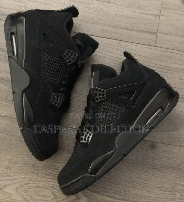 Air Jordan 4 Retro Black Cat