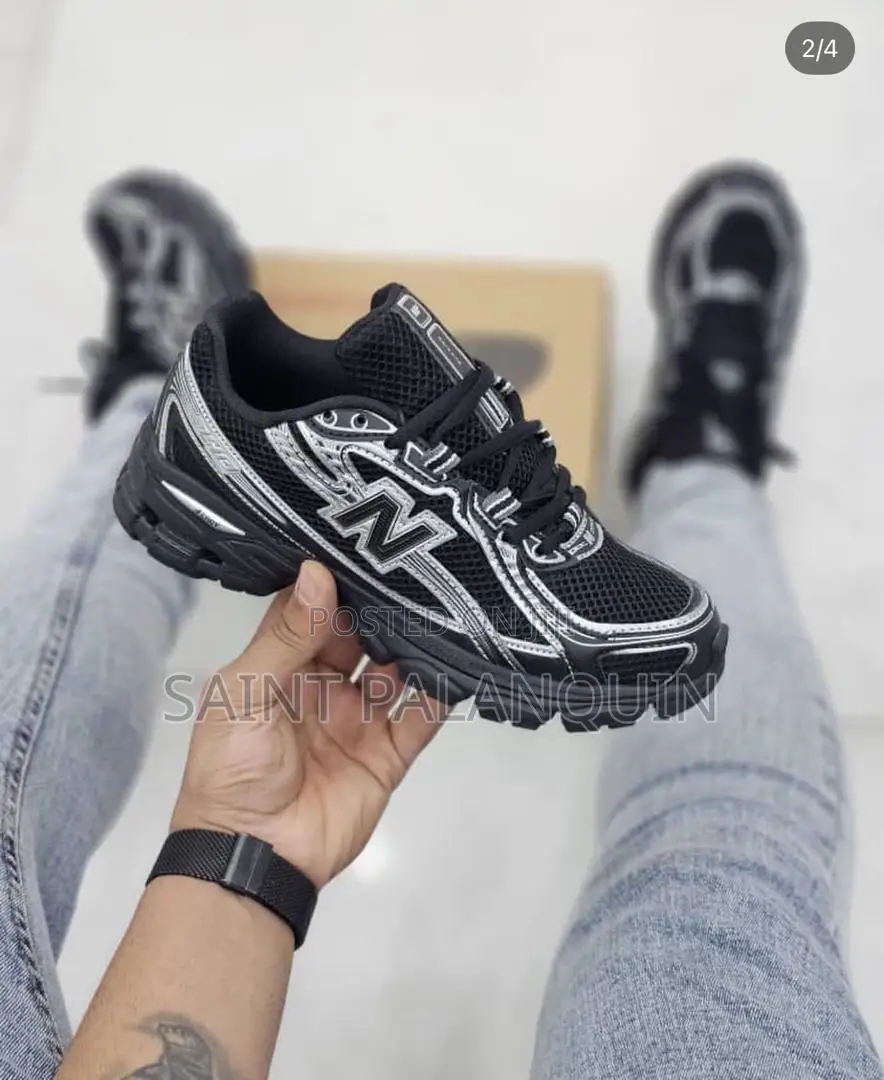 New Balance 740