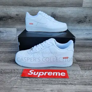 Nike X Supreme Air Force 1 Low