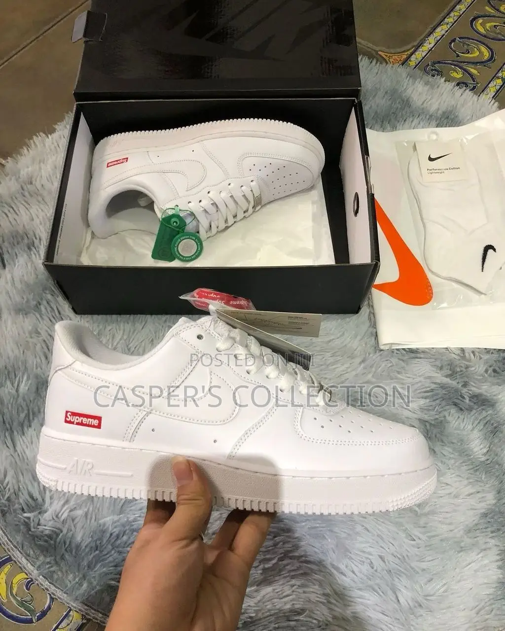 Nike X Supreme Air Force 1 Low