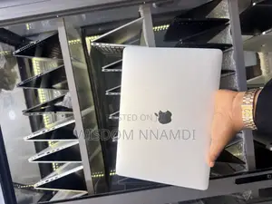 Laptop Apple MacBook Pro 2019 8GB Intel Core i5 SSD 256GB