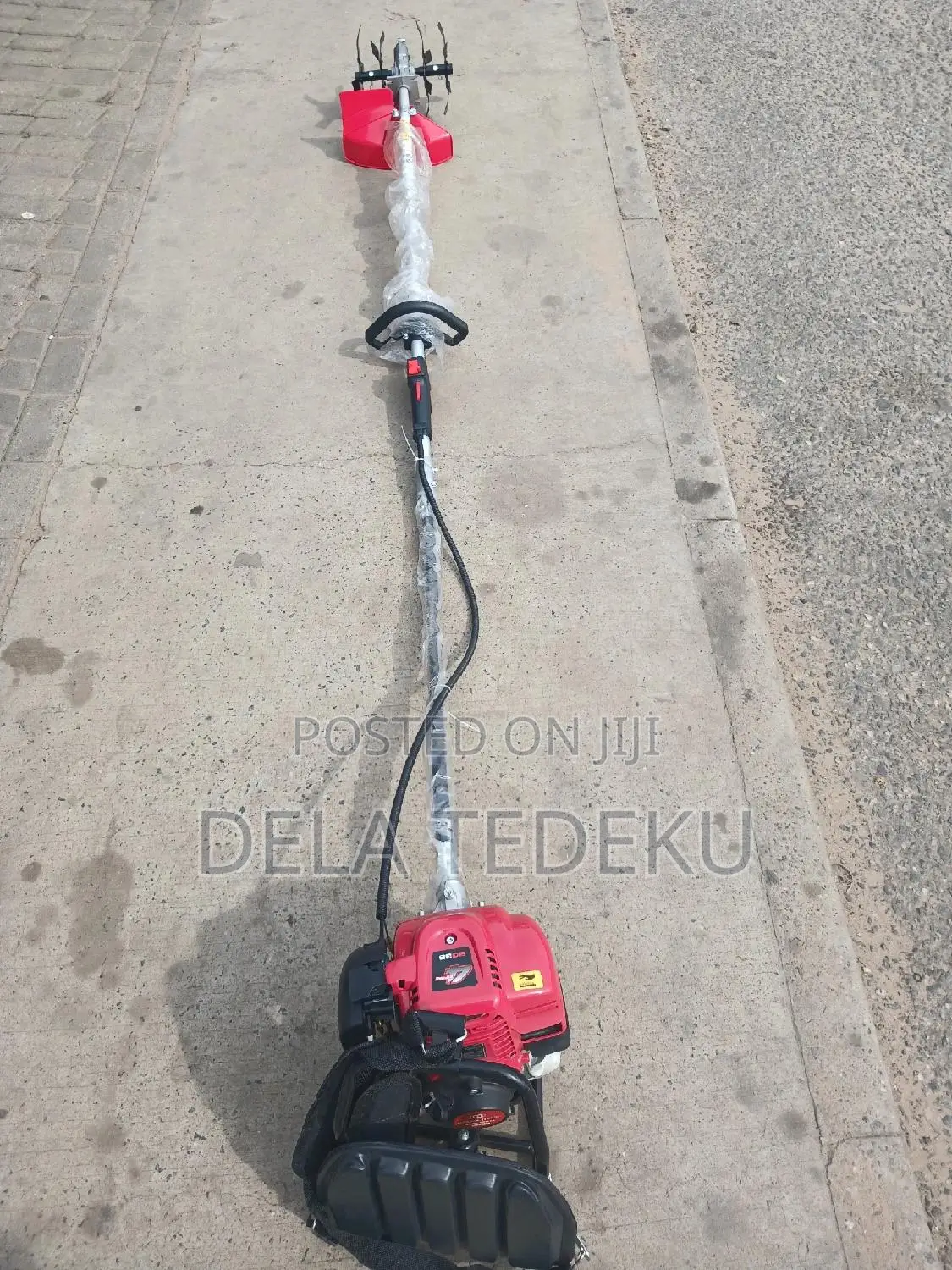 4-Stroke Back Pack Bush Cutter + Tiller, Blade,And Trimmer